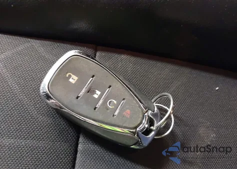 2020 Chevrolet Trax Awd Lt z USA, uszkodzony, nr VIN 3GNCJPSB7LL189181